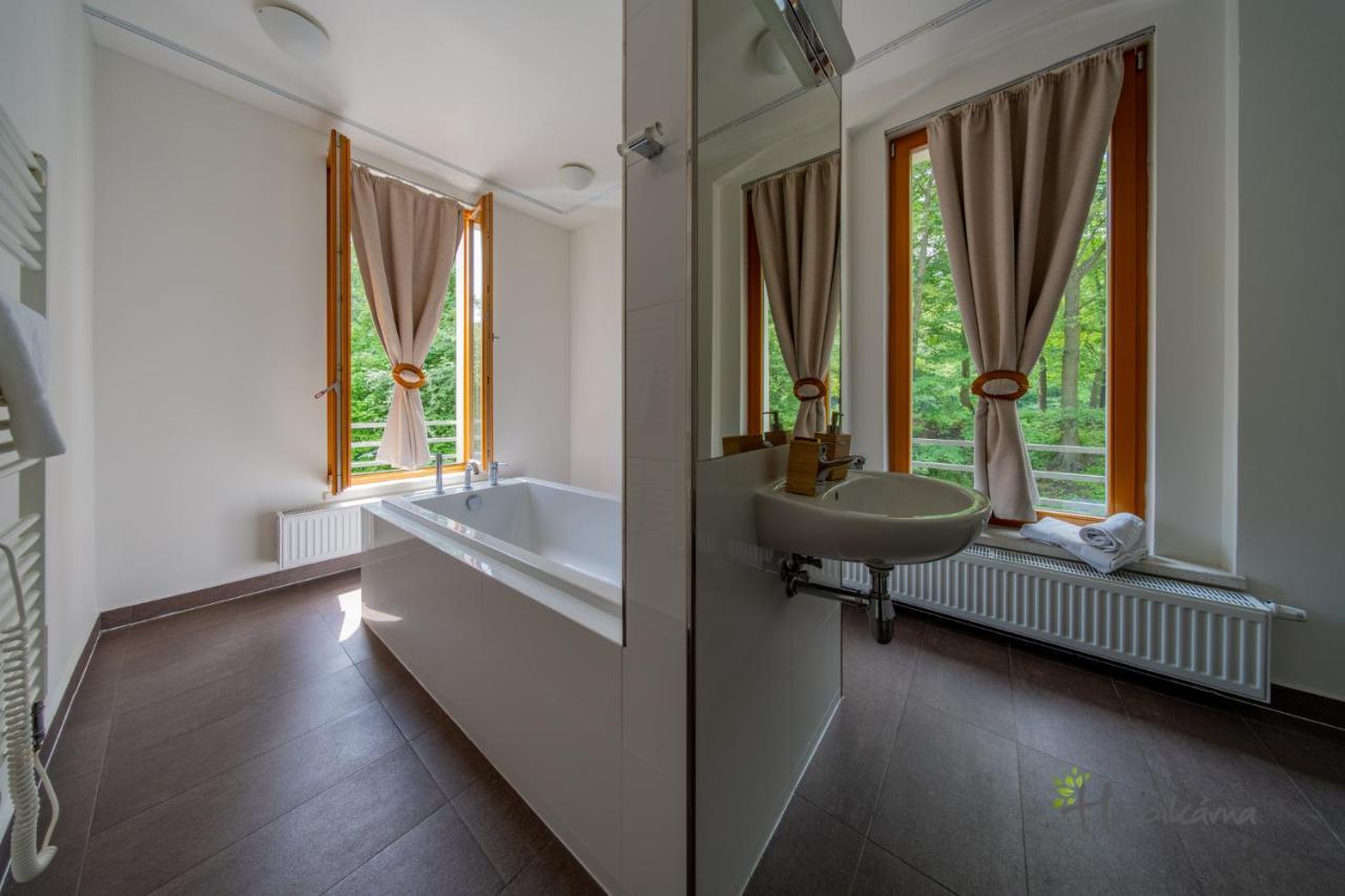 Restaurace A Pension Hrebikarna Chomutov Luaran gambar