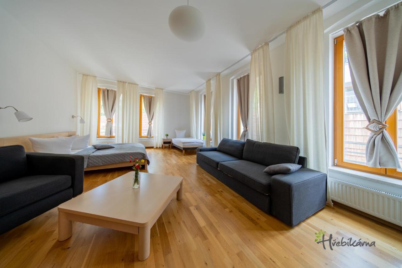 Restaurace A Pension Hrebikarna Chomutov Luaran gambar