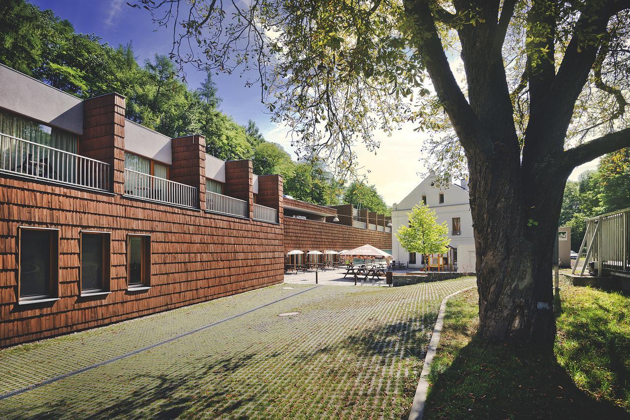 Restaurace A Pension Hrebikarna Chomutov Luaran gambar
