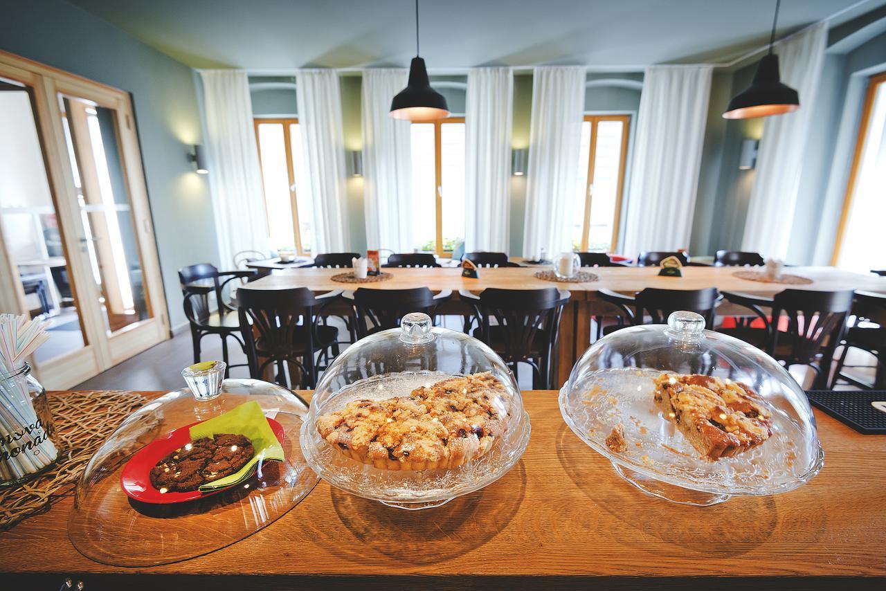 Restaurace A Pension Hrebikarna Chomutov Luaran gambar